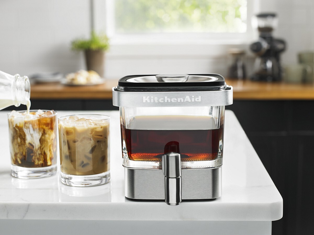 28 oz Cold Brew Coffee Maker - Brushed Stainless Steel - Image 3