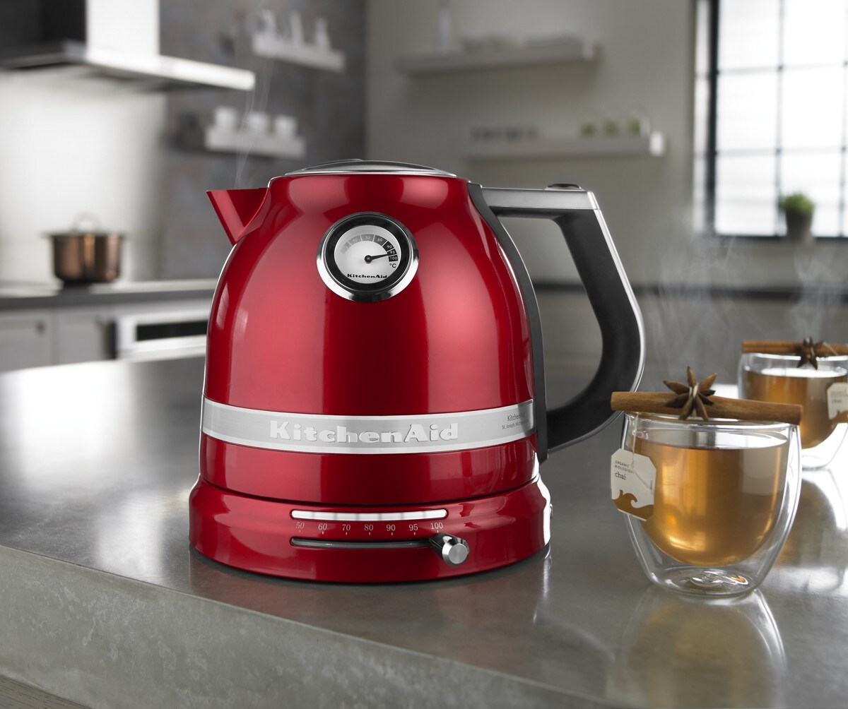 1.5 L Pro Line® Series Electric Kettle - Candy Apple Red - Image 3