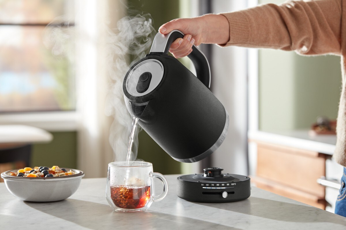 1.7 Liter Electric Kettle - Black Matte - Image 3