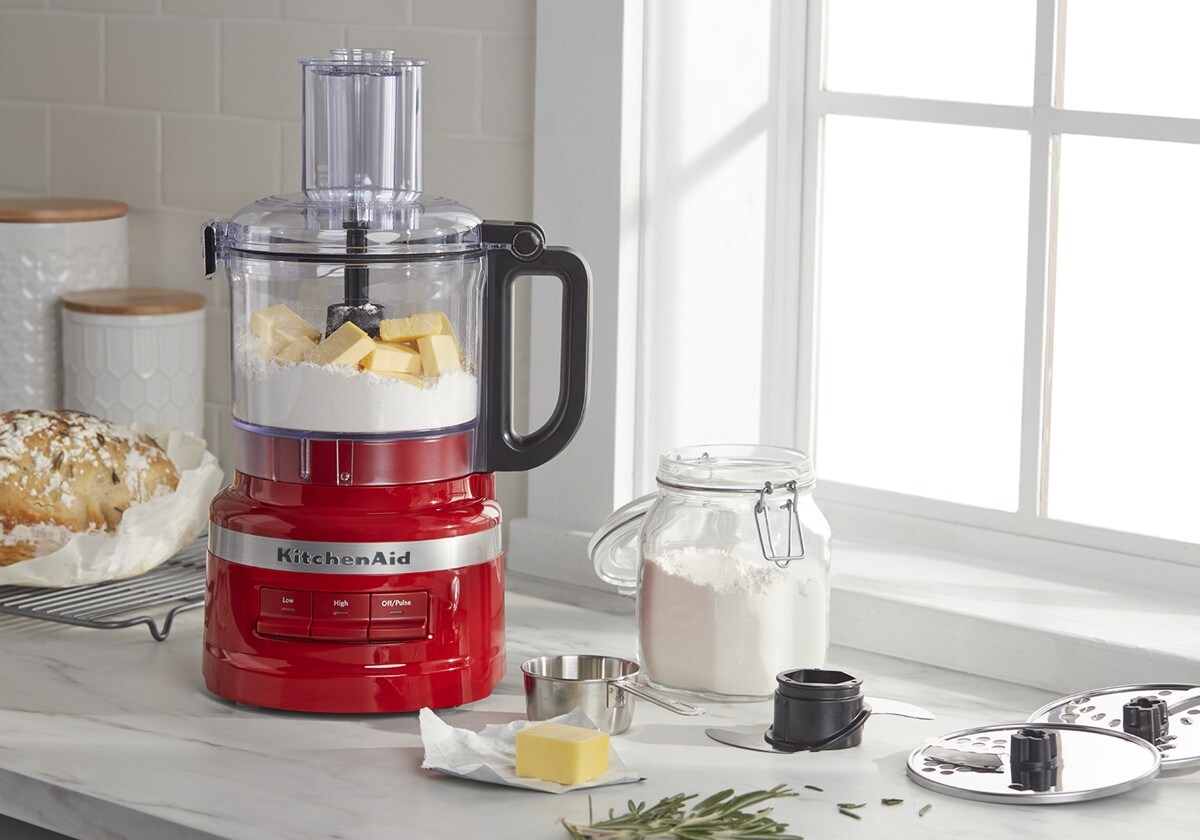 7 Cup Food Processor Plus - Empire Red - Image 4