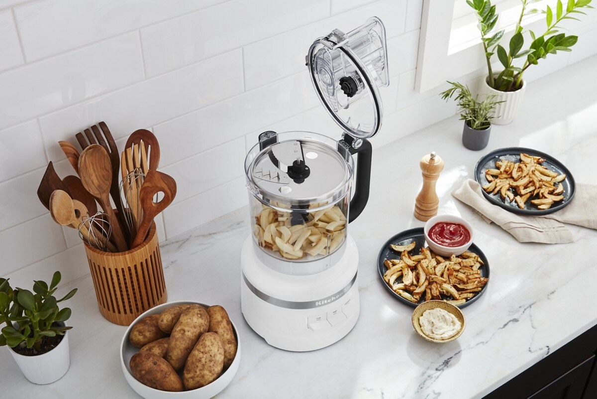 13-Cup Food Processor with French Fry Disc and Dicing Kit - White - Image 5