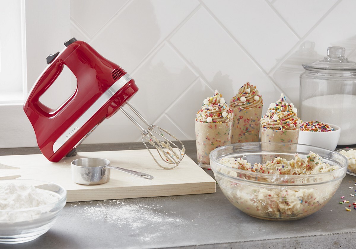 Ultra Power™ 3 Speed Hand Mixer - Empire Red - Image 3