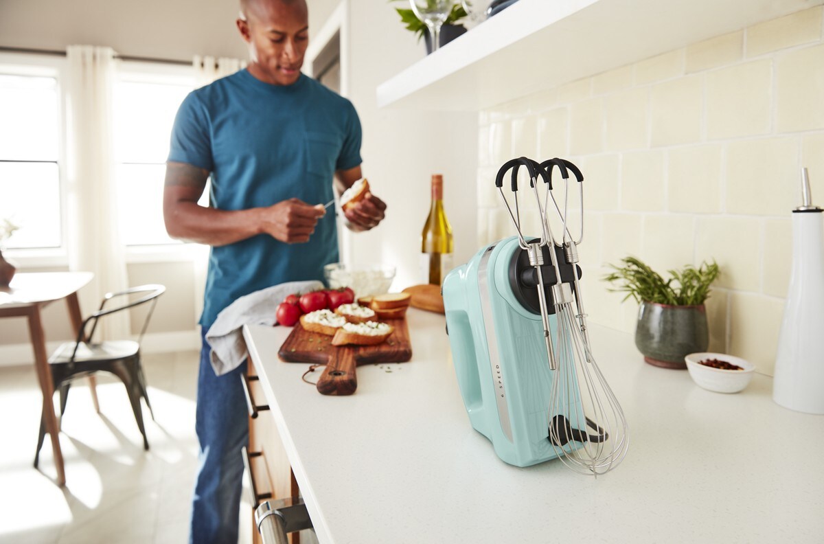6 Speed Hand Mixer with Flex Edge Beaters - Ice - Image 6