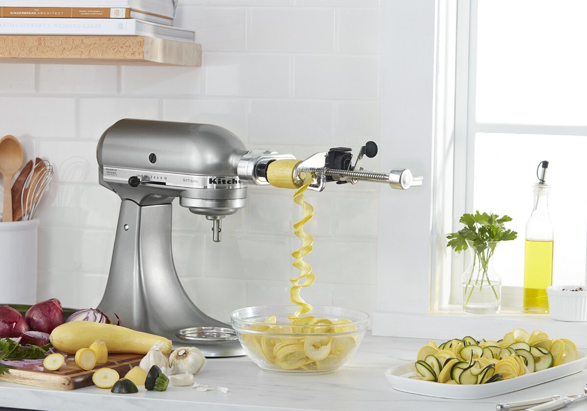 5 Blade Spiralizer with Peel, Core and Slice - Image 7