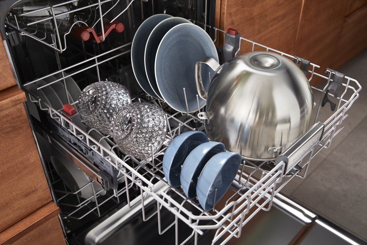 6 Quart Polished Stainless Steel Bowl for select KitchenAid® Bowl-Lift Stand Mixers - Image 3