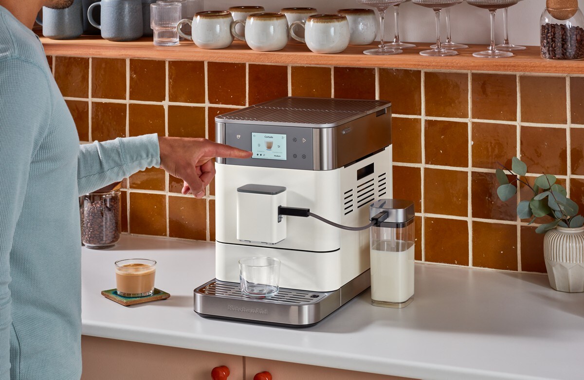 Refurbished Fully Automatic Espresso Machine KF7 - Porcelain White - Image 6